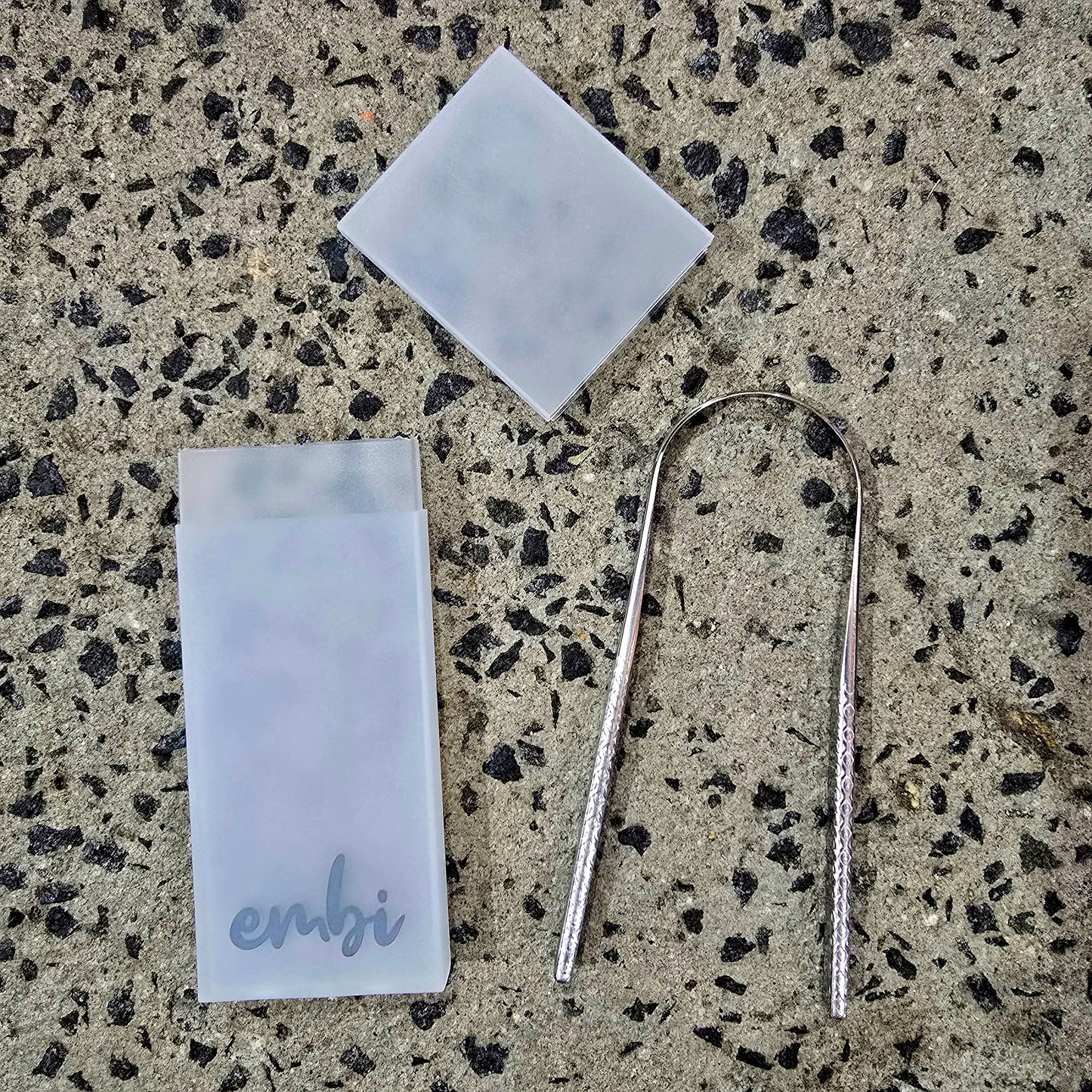 bau Limited Edition Tongue Scraper