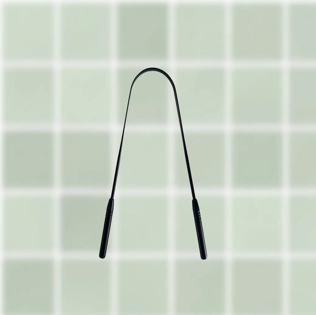 black-tongue-scraper-fron